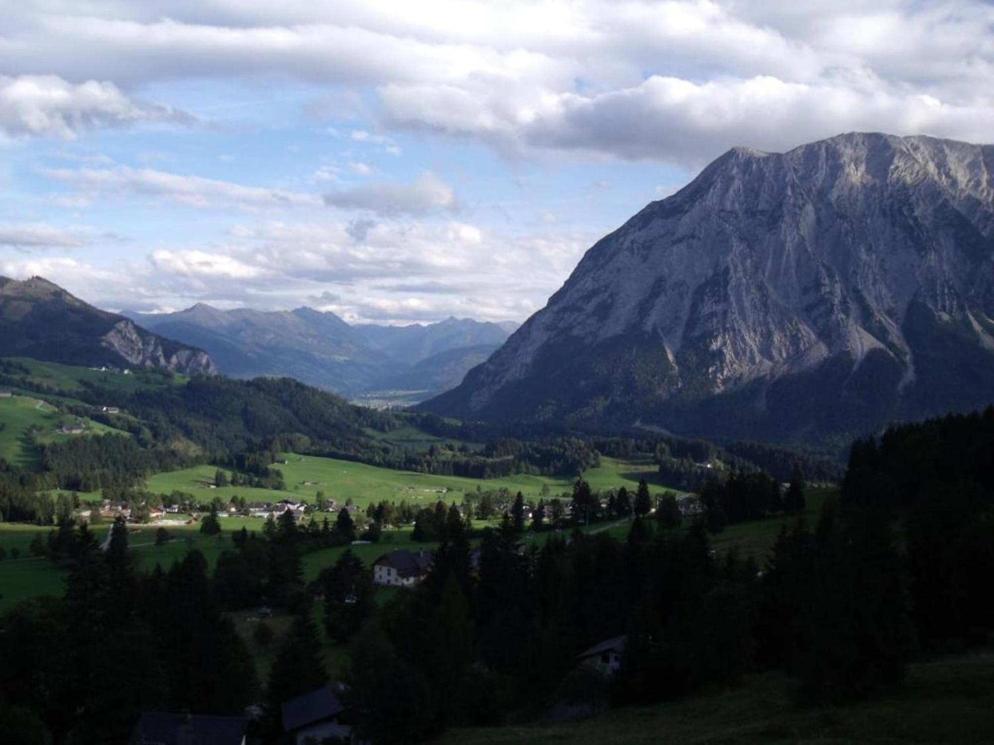 Apartment Cozy Holiday Apartment With Sauna In Schladming Schladming